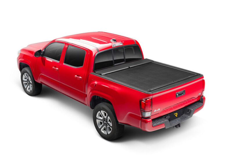 Roll-N-Lock 16-18 Toyota Tacoma Crew Cab SB 60-1/2in M-Series Retractable Tonneau Cover